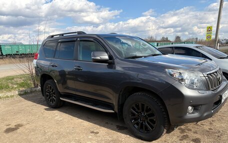 Toyota Land Cruiser Prado 150 рестайлинг 2, 2012 год, 3 000 000 рублей, 4 фотография