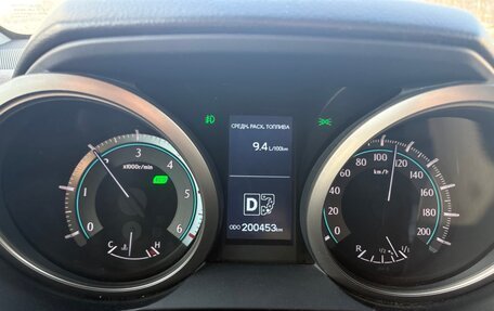 Toyota Land Cruiser Prado 150 рестайлинг 2, 2012 год, 3 000 000 рублей, 6 фотография