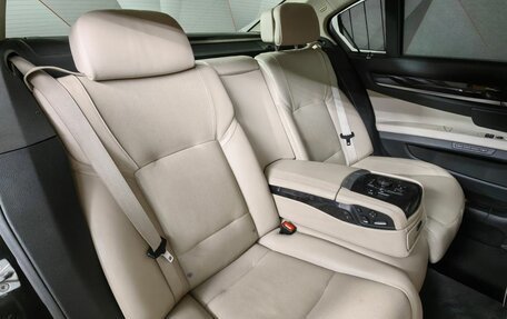 BMW 7 серия, 2010 год, 1 600 000 рублей, 13 фотография