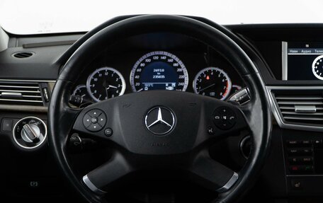 Mercedes-Benz E-Класс, 2010 год, 1 598 050 рублей, 14 фотография