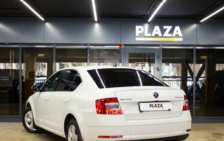 Skoda Octavia, 2018 год, 1 749 000 рублей, 3 фотография