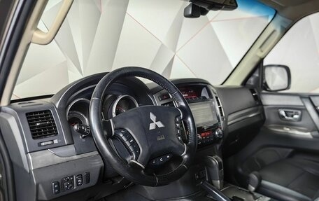 Mitsubishi Pajero IV, 2018 год, 2 099 000 рублей, 17 фотография