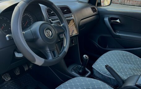 Volkswagen Polo VI (EU Market), 2011 год, 549 000 рублей, 8 фотография