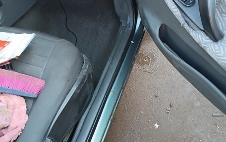 Daewoo Nexia I рестайлинг, 1999 год, 100 000 рублей, 3 фотография