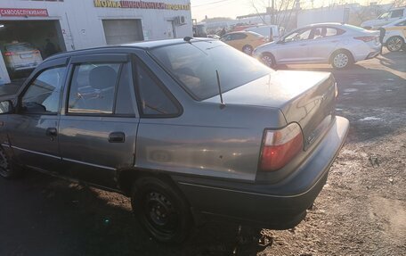 Daewoo Nexia I рестайлинг, 1999 год, 100 000 рублей, 9 фотография