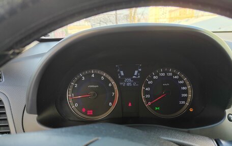 Hyundai Solaris II рестайлинг, 2013 год, 670 000 рублей, 9 фотография