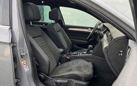 Volkswagen Passat, 2024 год, 4 480 000 рублей, 10 фотография