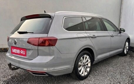 Volkswagen Passat, 2024 год, 4 480 000 рублей, 4 фотография