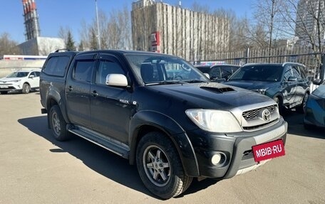 Toyota Hilux VII, 2011 год, 1 899 000 рублей, 2 фотография