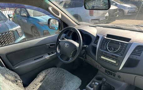 Toyota Hilux VII, 2011 год, 1 899 000 рублей, 5 фотография