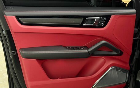 Porsche Cayenne III, 2022 год, 22 300 000 рублей, 11 фотография