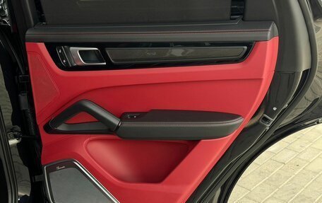 Porsche Cayenne III, 2022 год, 22 300 000 рублей, 22 фотография