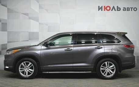 Toyota Highlander III, 2014 год, 3 320 000 рублей, 8 фотография