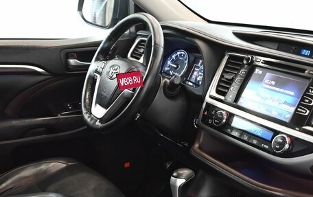 Toyota Highlander III, 2014 год, 3 320 000 рублей, 13 фотография