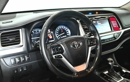 Toyota Highlander III, 2014 год, 3 320 000 рублей, 16 фотография
