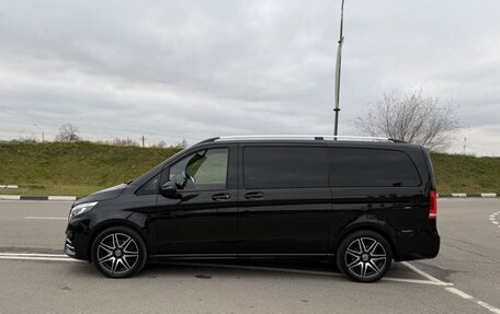 Mercedes-Benz V-Класс, 2019 год, 4 800 000 рублей, 4 фотография