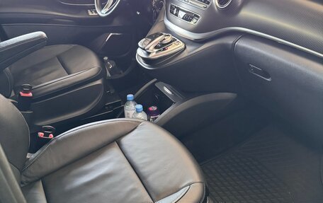 Mercedes-Benz V-Класс, 2019 год, 4 800 000 рублей, 6 фотография