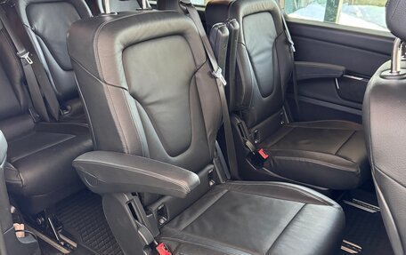 Mercedes-Benz V-Класс, 2019 год, 4 800 000 рублей, 9 фотография