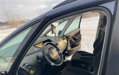 Citroen C4 Picasso II рестайлинг, 2009 год, 440 000 рублей, 14 фотография