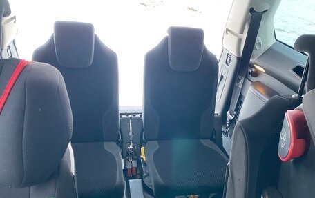 Citroen C4 Picasso II рестайлинг, 2009 год, 440 000 рублей, 24 фотография