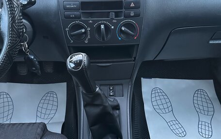 Toyota Corolla, 2003 год, 423 000 рублей, 16 фотография