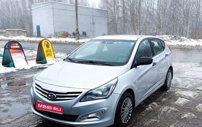 Hyundai Solaris II рестайлинг, 2015 год, 780 000 рублей, 1 фотография