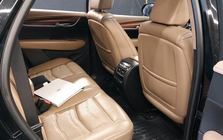 Cadillac XT5 I рестайлинг, 2016 год, 2 050 000 рублей, 28 фотография