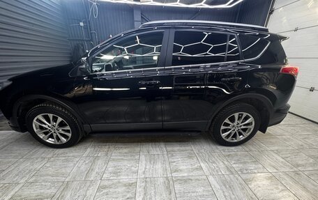 Toyota RAV4, 2017 год, 2 720 000 рублей, 2 фотография