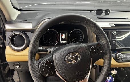 Toyota RAV4, 2017 год, 2 720 000 рублей, 3 фотография