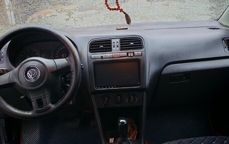 Volkswagen Polo VI (EU Market), 2011 год, 550 000 рублей, 7 фотография