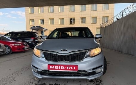 KIA Rio III рестайлинг, 2015 год, 530 000 рублей, 2 фотография