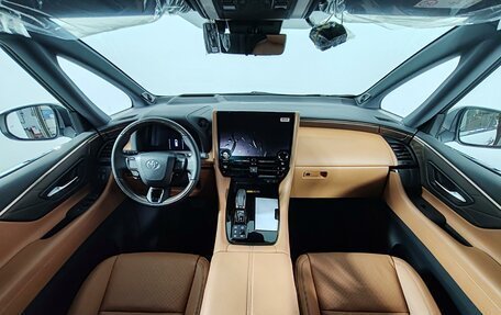 Toyota Alphard, 2025 год, 15 900 000 рублей, 14 фотография