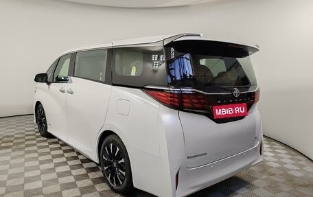 Toyota Alphard, 2025 год, 15 900 000 рублей, 7 фотография
