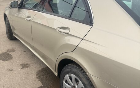 Mercedes-Benz E-Класс, 2010 год, 1 500 000 рублей, 10 фотография