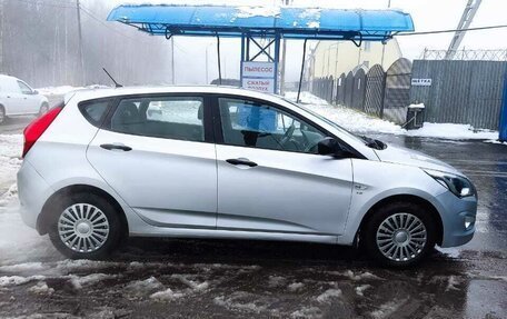 Hyundai Solaris II рестайлинг, 2015 год, 780 000 рублей, 6 фотография