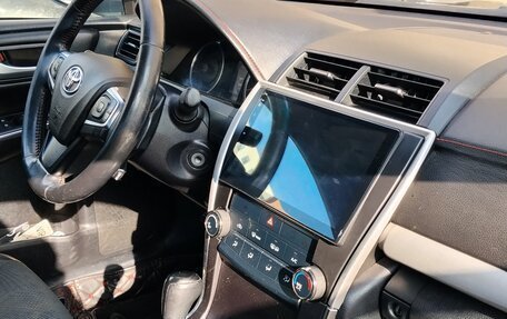 Toyota Camry, 2016 год, 1 450 000 рублей, 5 фотография