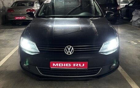 Volkswagen Jetta VI, 2014 год, 900 000 рублей, 1 фотография