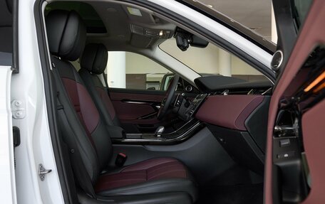 Land Rover Range Rover Evoque II, 2025 год, 6 200 000 рублей, 7 фотография
