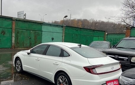 Hyundai Sonata VIII, 2021 год, 2 000 000 рублей, 3 фотография