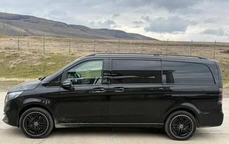 Mercedes-Benz V-Класс, 2025 год, 15 904 000 рублей, 2 фотография