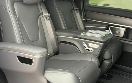 Mercedes-Benz V-Класс, 2025 год, 15 904 000 рублей, 8 фотография