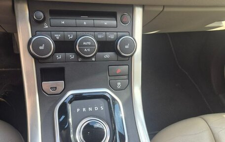 Land Rover Range Rover Evoque I, 2015 год, 2 400 000 рублей, 3 фотография