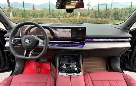 BMW 5 серия, 2025 год, 7 150 000 рублей, 12 фотография