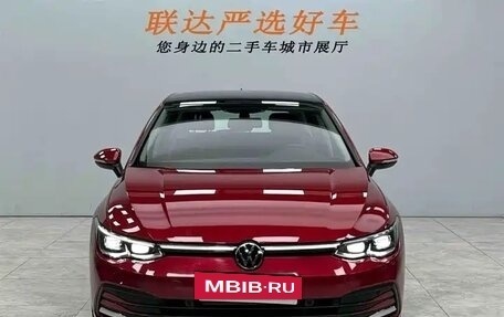 Volkswagen Golf VIII, 2021 год, 1 931 900 рублей, 3 фотография