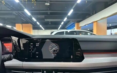 Volkswagen Golf VIII, 2022 год, 1 836 900 рублей, 11 фотография