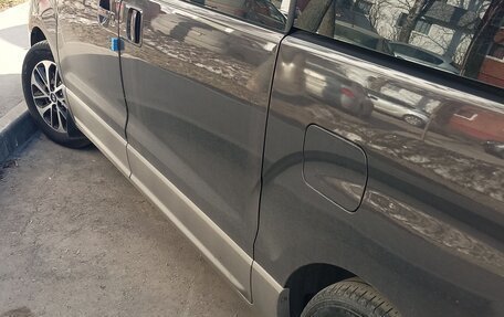 Hyundai Grand Starex Grand Starex I рестайлинг 2, 2019 год, 3 100 000 рублей, 4 фотография