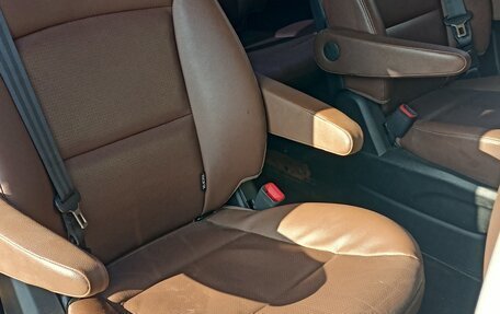 Hyundai Grand Starex Grand Starex I рестайлинг 2, 2019 год, 3 100 000 рублей, 5 фотография