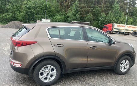 KIA Sportage IV рестайлинг, 2018 год, 1 899 000 рублей, 4 фотография