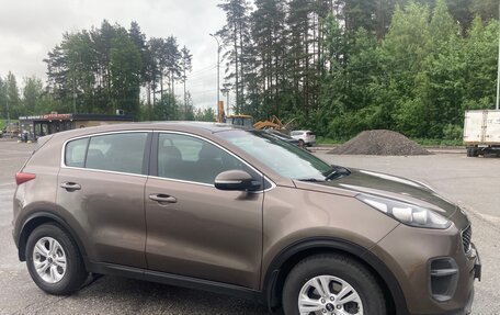 KIA Sportage IV рестайлинг, 2018 год, 1 899 000 рублей, 3 фотография