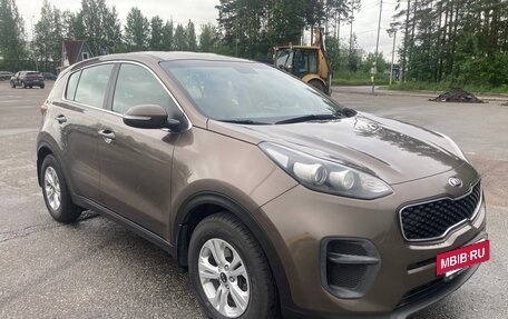 KIA Sportage IV рестайлинг, 2018 год, 1 899 000 рублей, 2 фотография